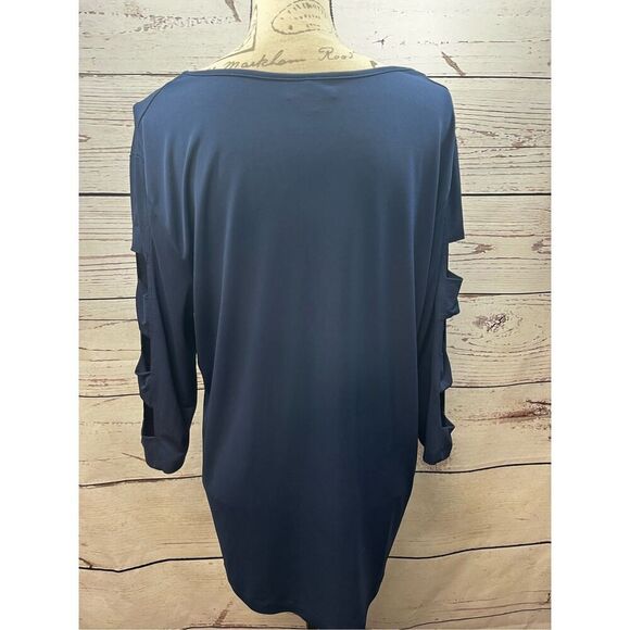 Navy Blue 3/4 Sleeve Tunic Top with Shoulder Cut Outs, Casual Comfort - Picture 3 of 5